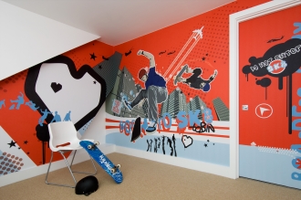 Born to Sk8 mural in kids bedroom