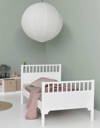 Oliver Furniture Seaside bed in green bedroom