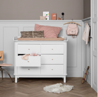 Oliver Furniture dresser 